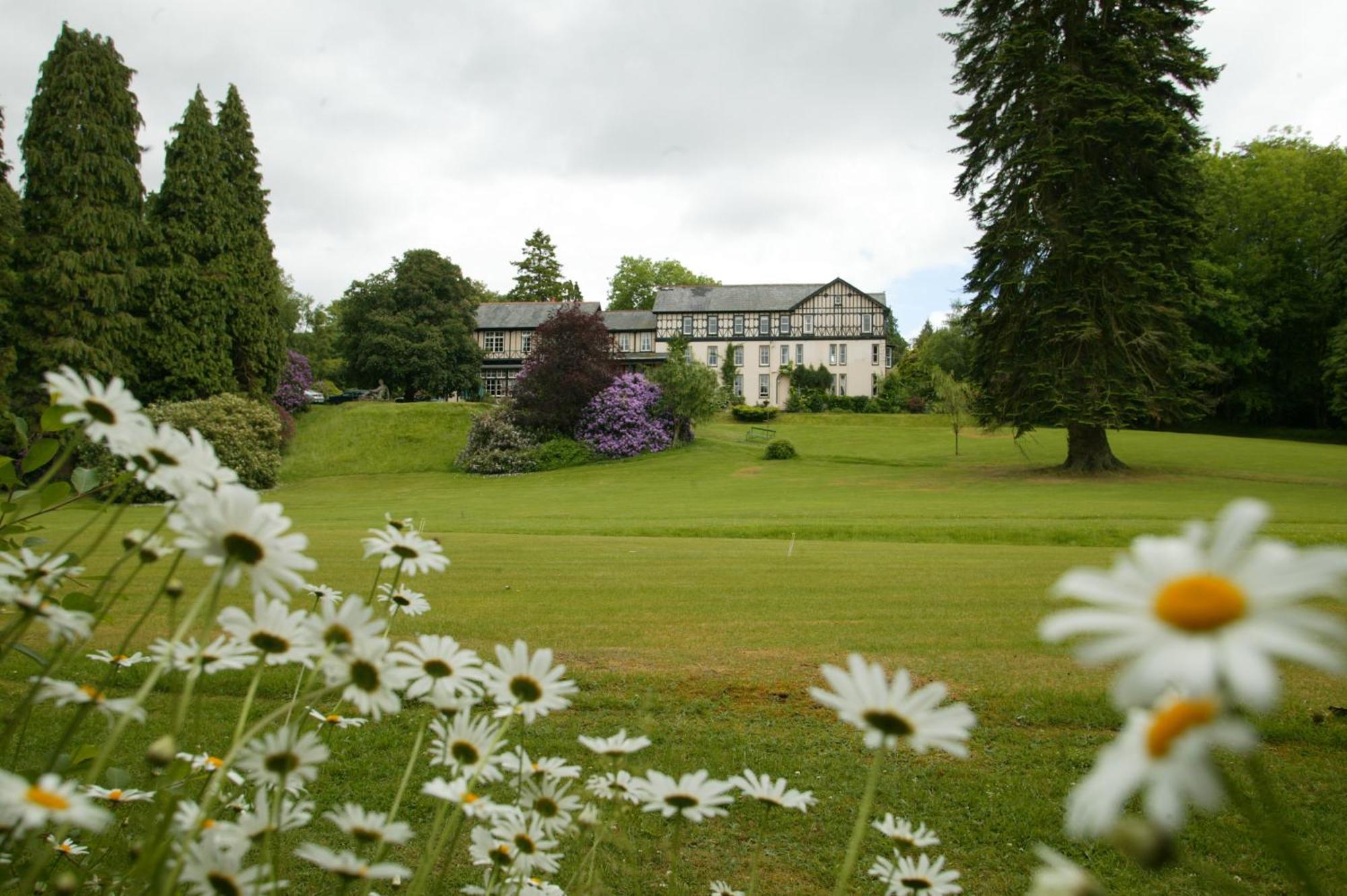 The Lake Country House Hotel & Spa Llangammarch Wells Exteriér fotografie
